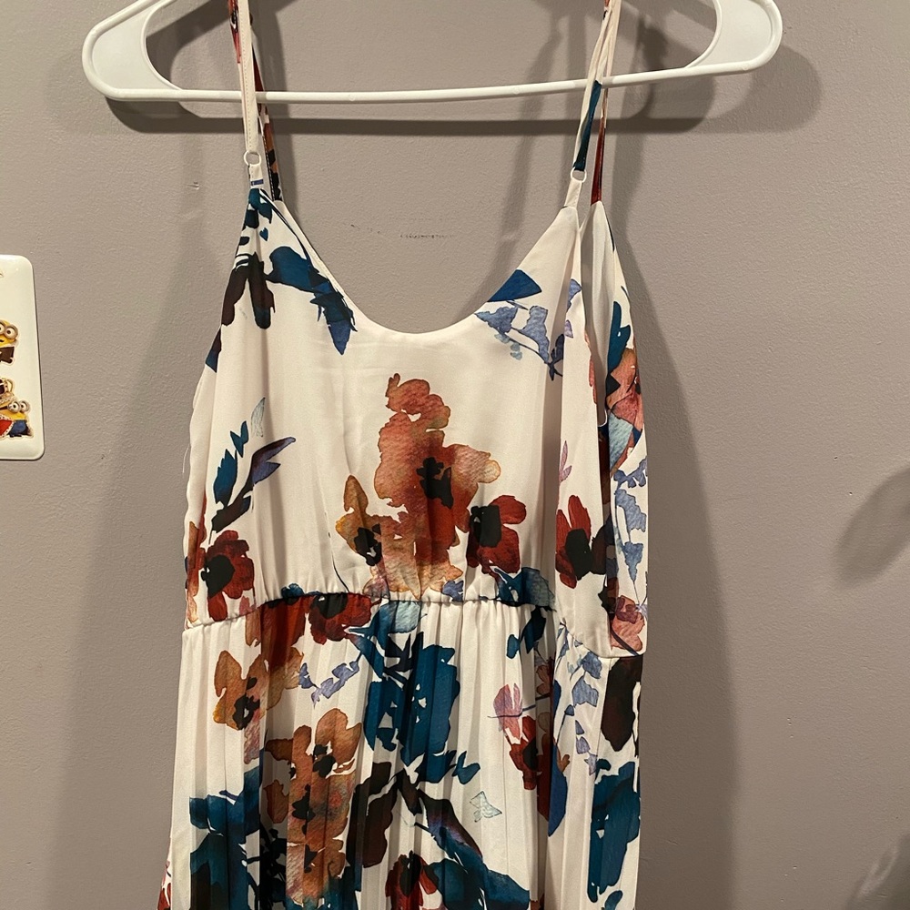 Summer Dress - Picture 3 of 3